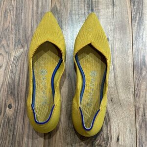 Rothy’s yellow goldenrod pointed flats sz 7.5